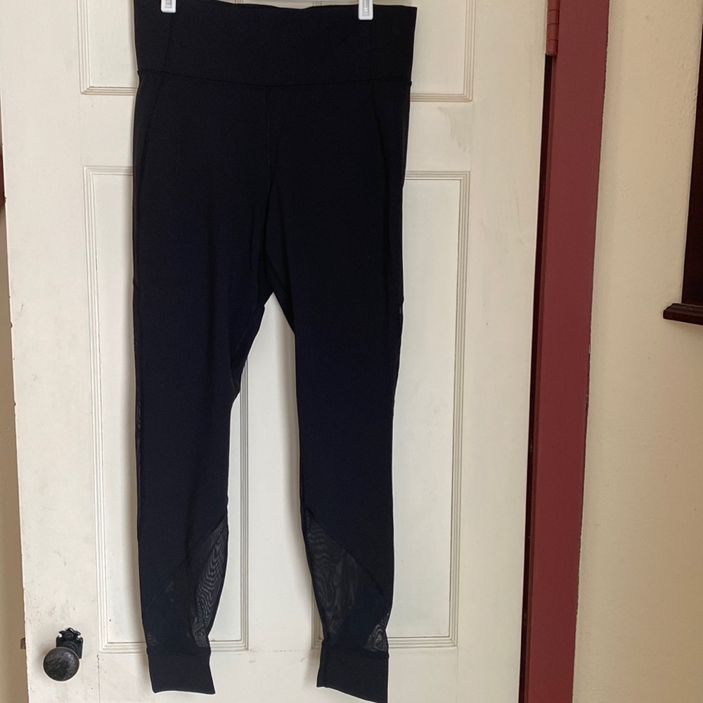 Lululemon Athletica. Black Pants size 12.